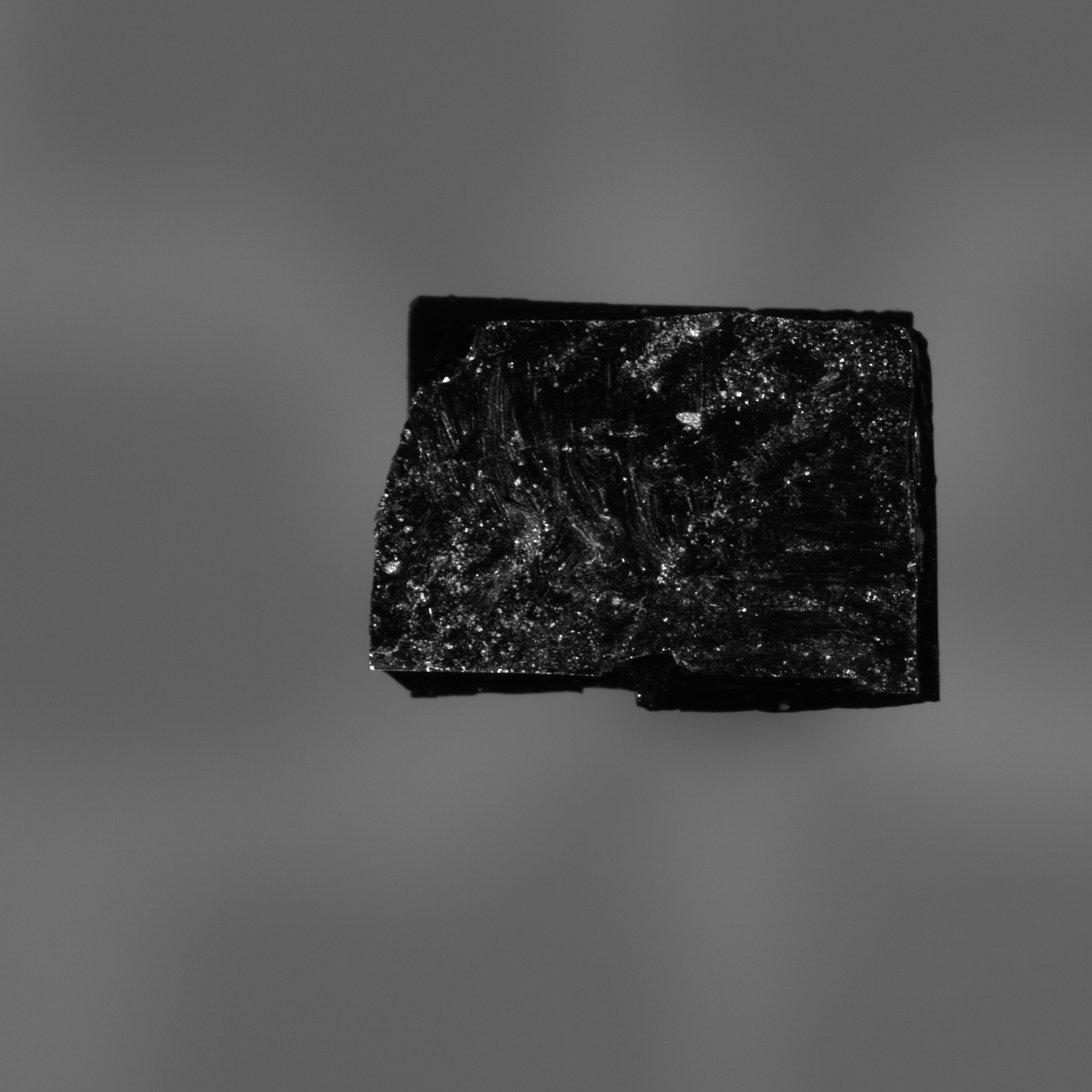 Macro camera image for crystal 28